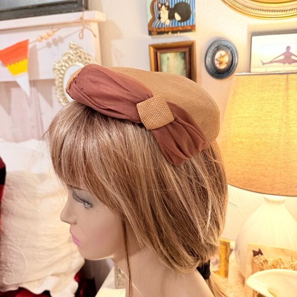 1950's Fascinator hat by Coralie - Picture 3 of 17